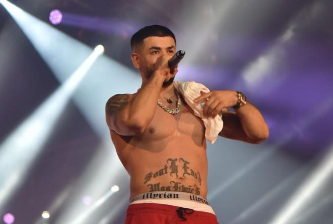 “Isha vetë sponsori gjeneral”/ Noizy zbulon shumën marramendëse që shpenzoi për koncertin ‘Alpha show’