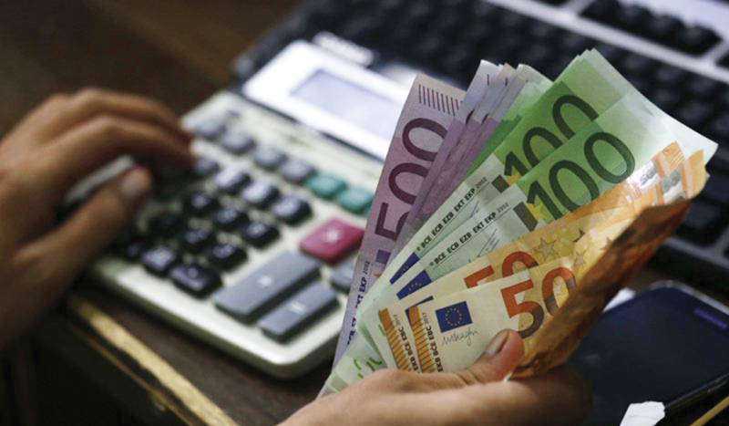 Taksa e biznesit ulet, Greqia rrit pagat minimale nga 1 janari, sa do të shkojnë