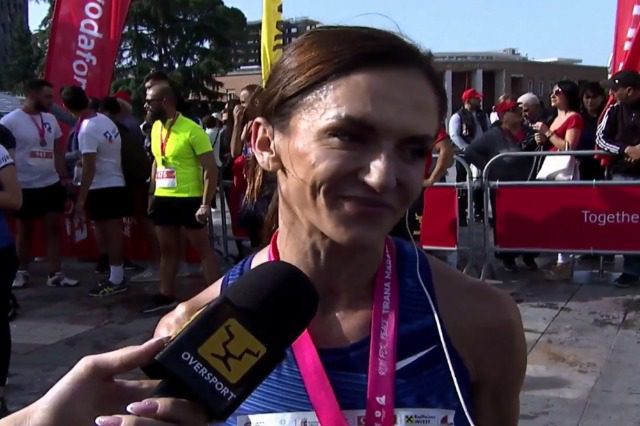 Luiza Gega thyen tjetër rekord kombëtar, kryeson garën për femra për kategorinë Gjysmë-Maratonë.